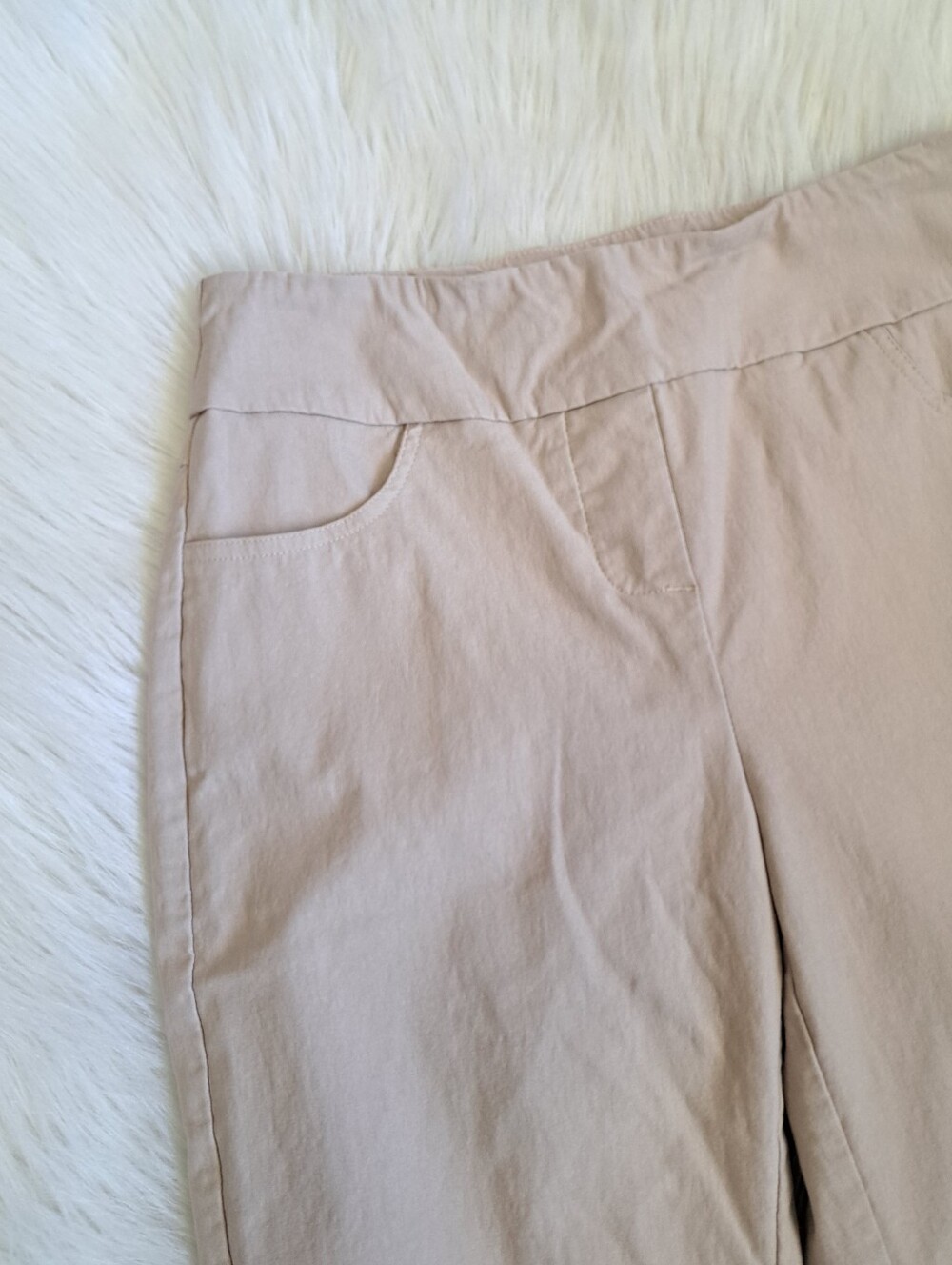 Tribal beige bermudas - Picture 2 of 7